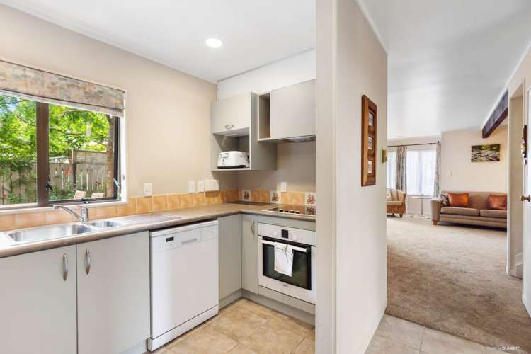 4/15 Swanson Road Henderson_4