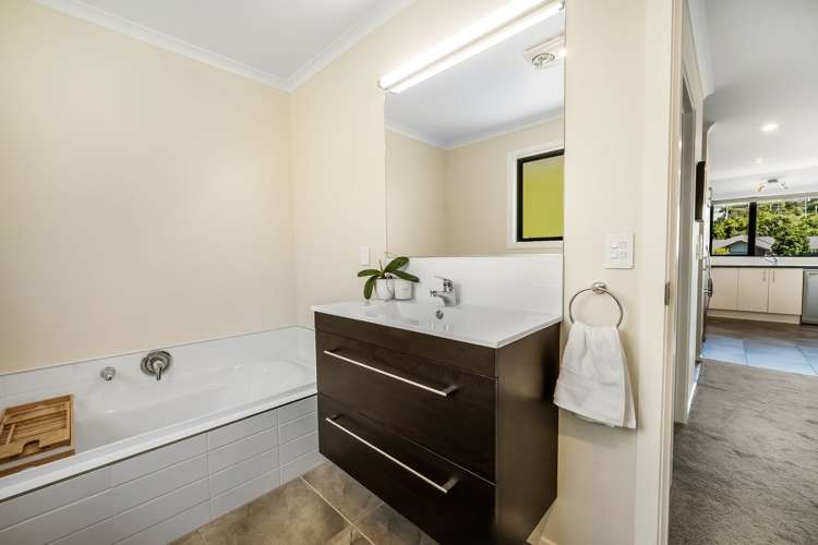 6 Olivias Place Stoke_14