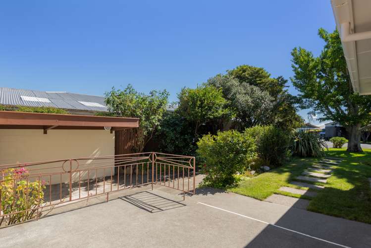 9 Wadsworth Crescent Redwoodtown_25