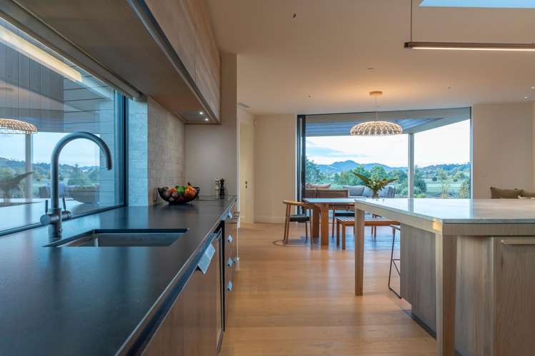 148 Monument Road Clevedon_10
