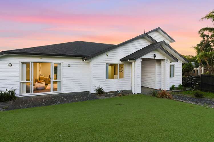 19 Lakeridge Close Northcross_35