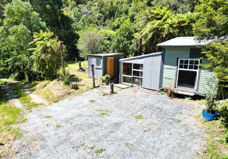 1086 State Highway 7 Dobson_11