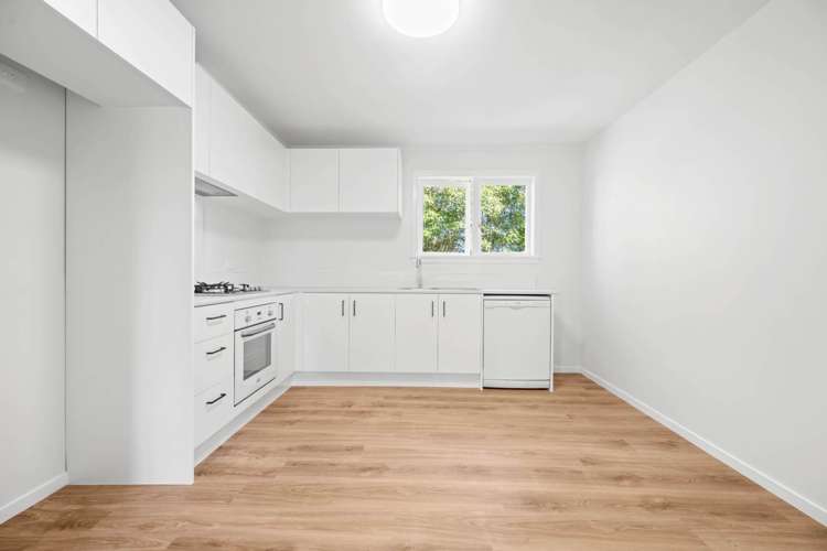 350 West Coast Road Glen Eden_17