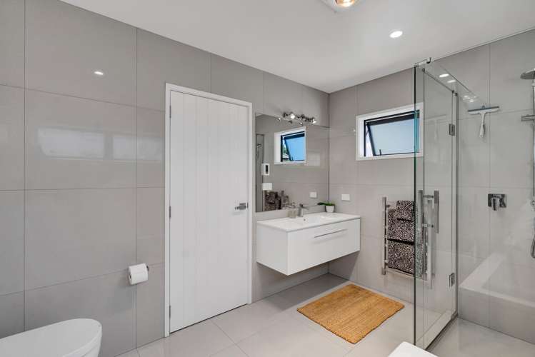 15 Links Drive Bell Block_33