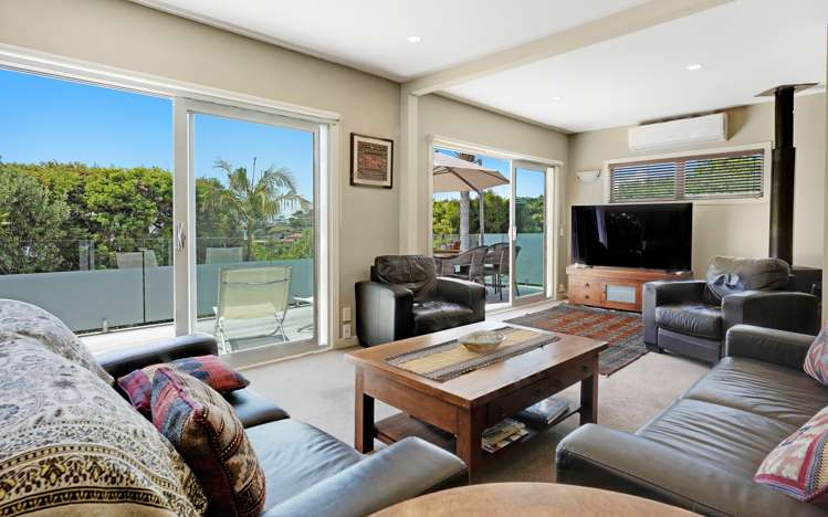 42a Masterton Road Rothesay Bay_9