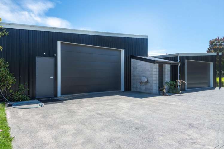32 Royd Road West Gisborne_17