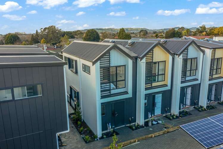 27/86 Elliot Street Pahurehure_9