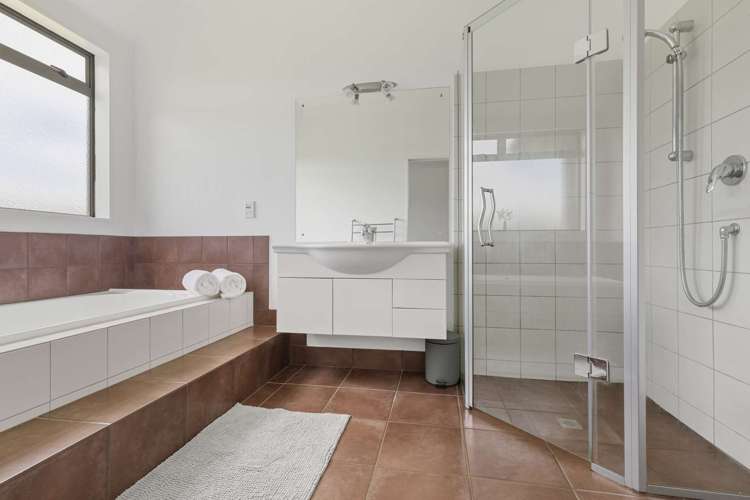 135a Mclaren Falls Road Kaimai_14