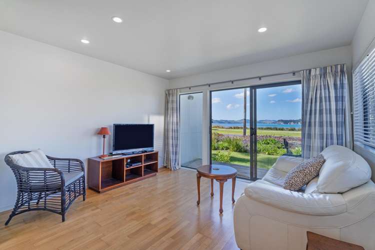 12/1 Centennial Drive Whitianga_9