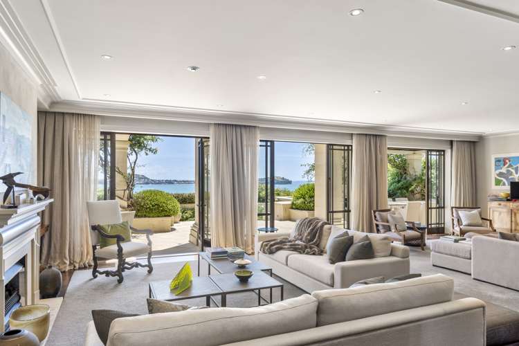 84 Paritai Drive Orakei_13