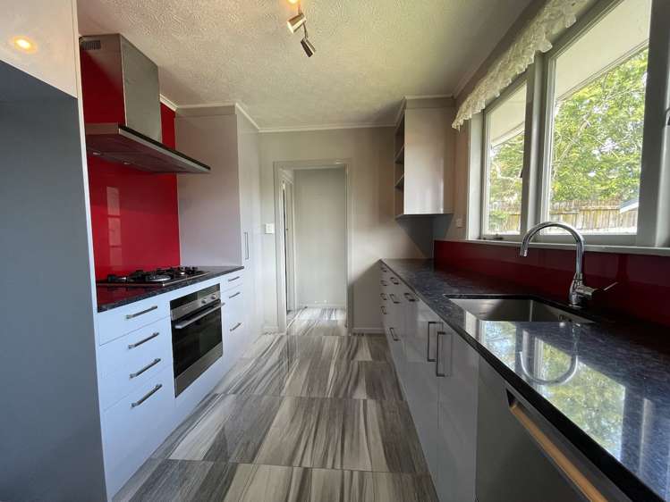 10 Hinau Street New Lynn_7