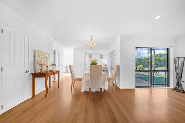 14 Watersfield Place Flat Bush_9