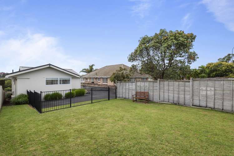 35 Onewa Road Northcote_22
