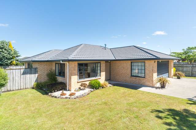 6 Brookside Close Highbury_1