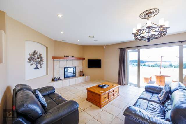 22 James Road Halcombe_4