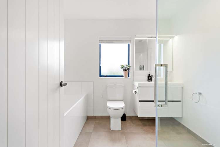 12/71 Fernhill Way Oteha_10