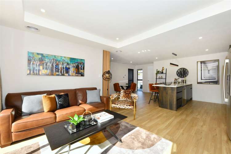 2/5 Jeffreys Road Fendalton_4