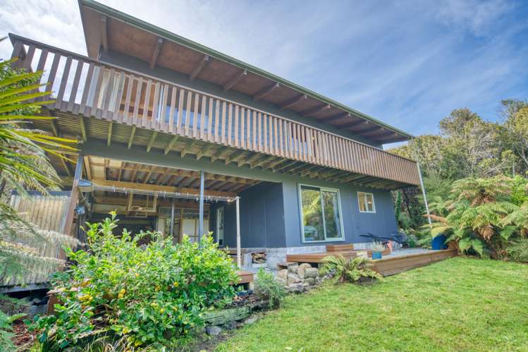 6 Ross Place Te Miko_26