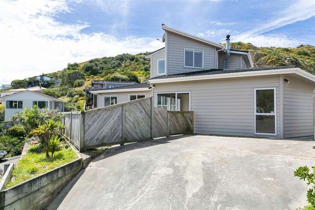 13 Dennis Way Island Bay_4