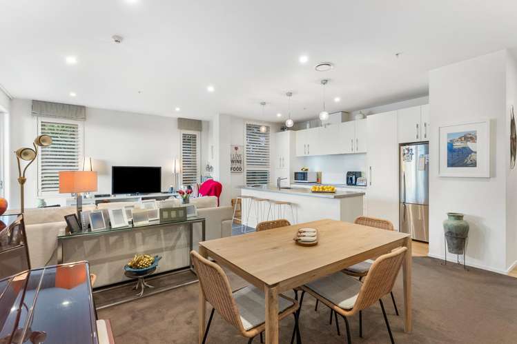 102/54 Surrey Crescent Grey Lynn_4