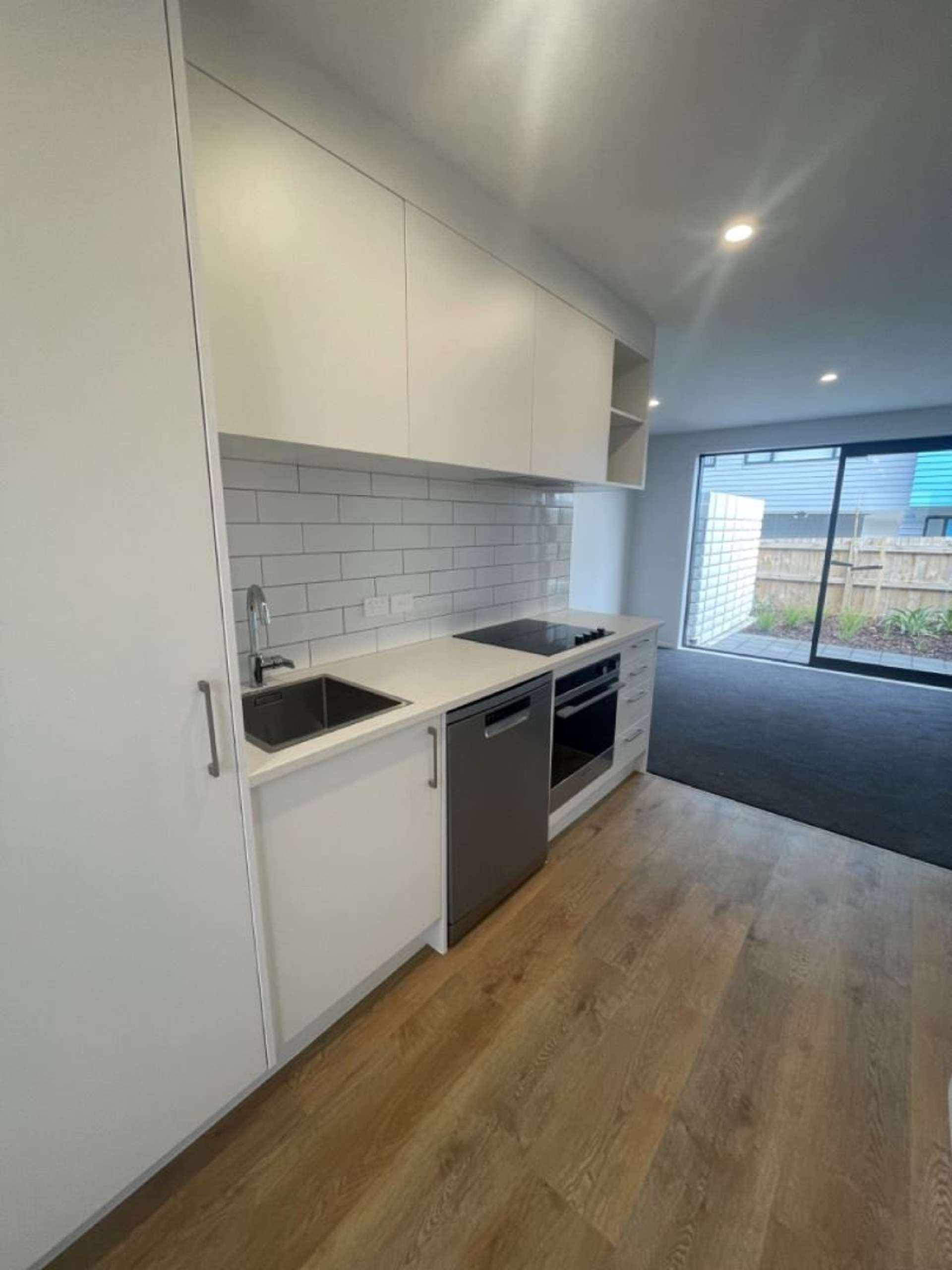 3/3234 Great North Road New Lynn_0