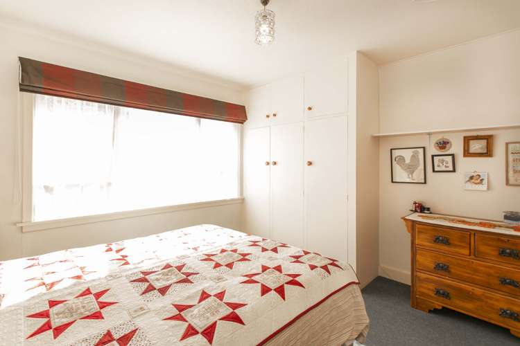 67 Racecourse Road Allenton_11