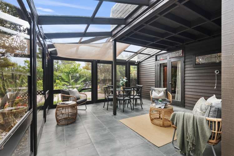 323 Reid Line East Colyton_16