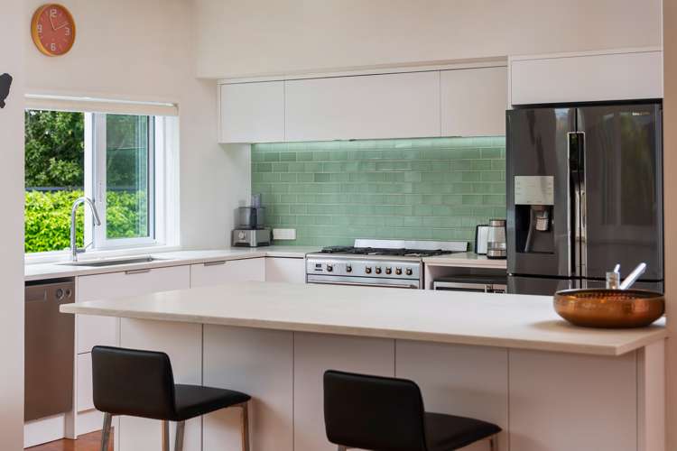 86 Kitenui Avenue Mount Albert_13