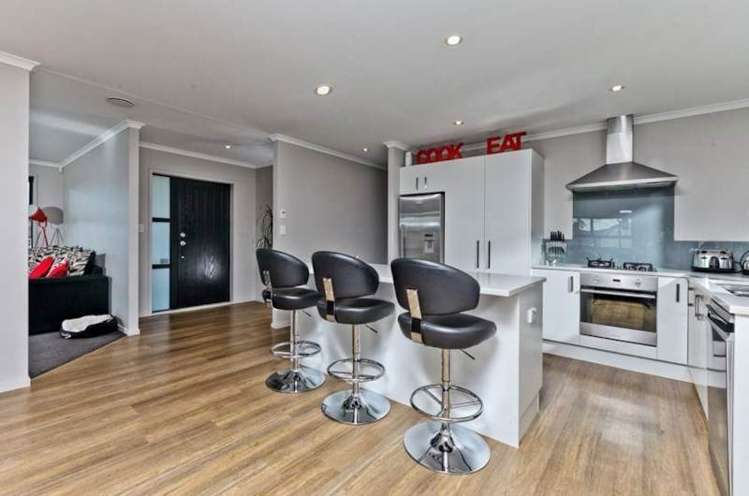 2 Steamer Road Silverdale_12