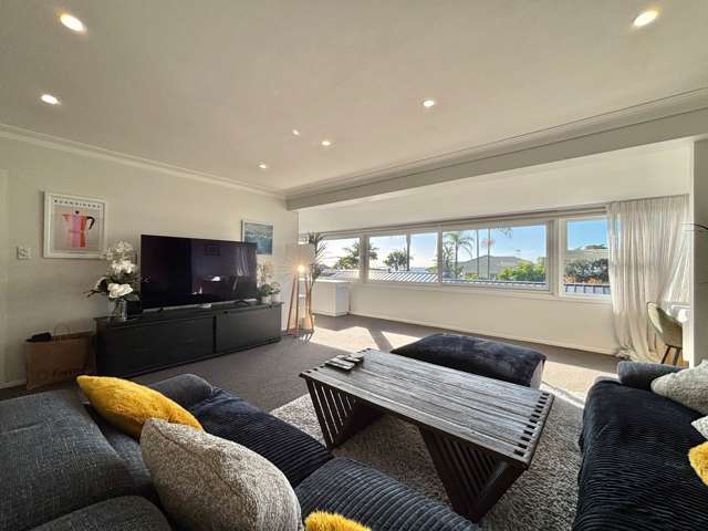 Sunny 2 Bedroom Apartment  Furnished