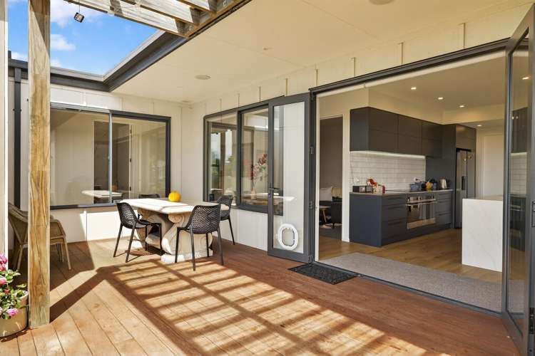 32 Carnaveron Drive Lincoln_20