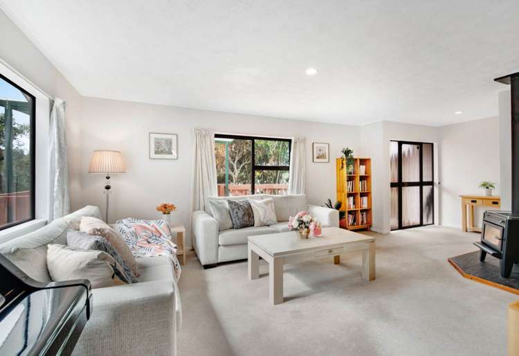 2/10 Tallington Crescent Torbay_6