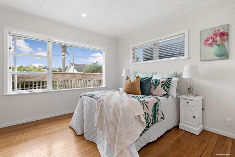 1/93 Lake Road Belmont_14