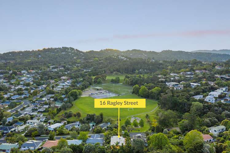16 Ragley Street Titirangi_20