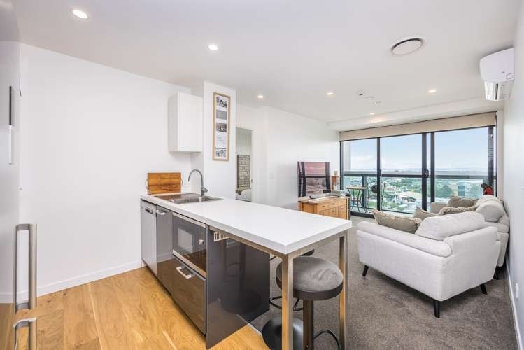 1211/8 Lakewood Court Manukau_1