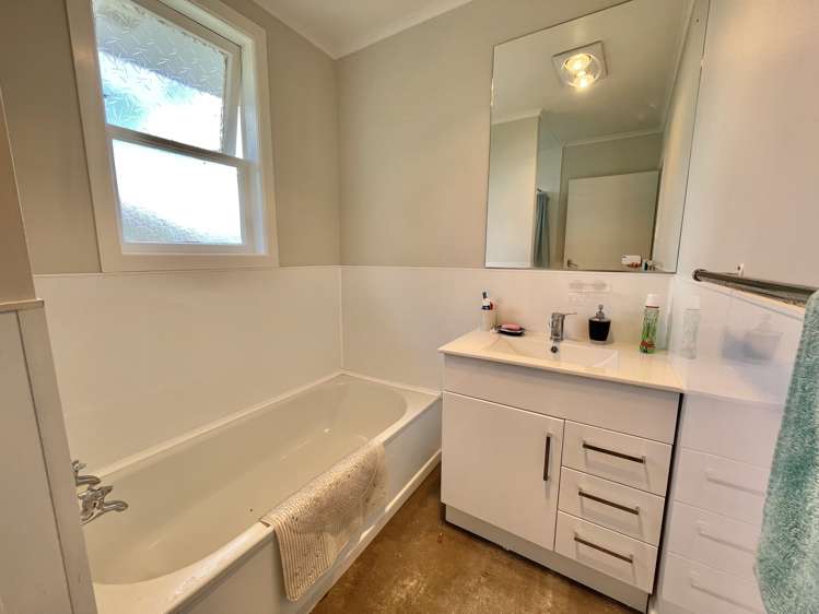 20 Thompson Street Tokoroa_13