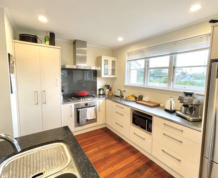 1/25a Pleasant Street Onehunga_13