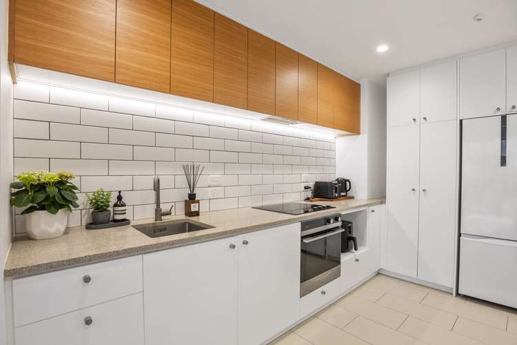 206/30 Enfield Street Mount Eden_6