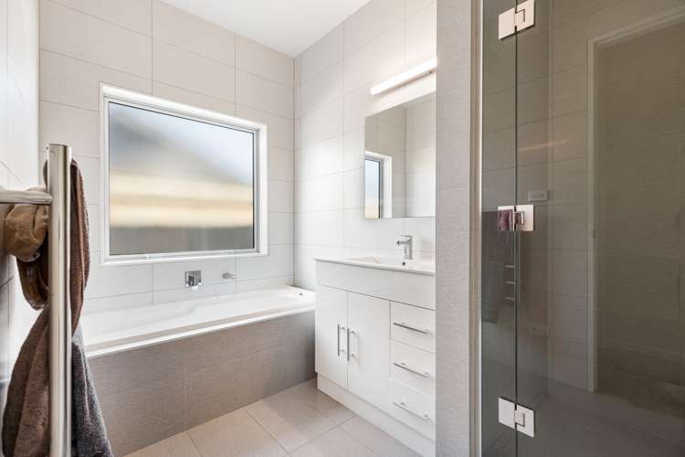 16 Larmer Drive Kumeu_19