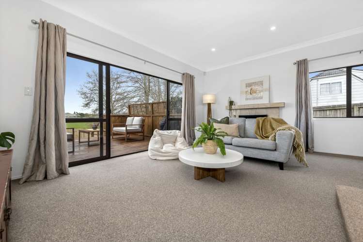 26 Parramatta Place Botany Downs_11