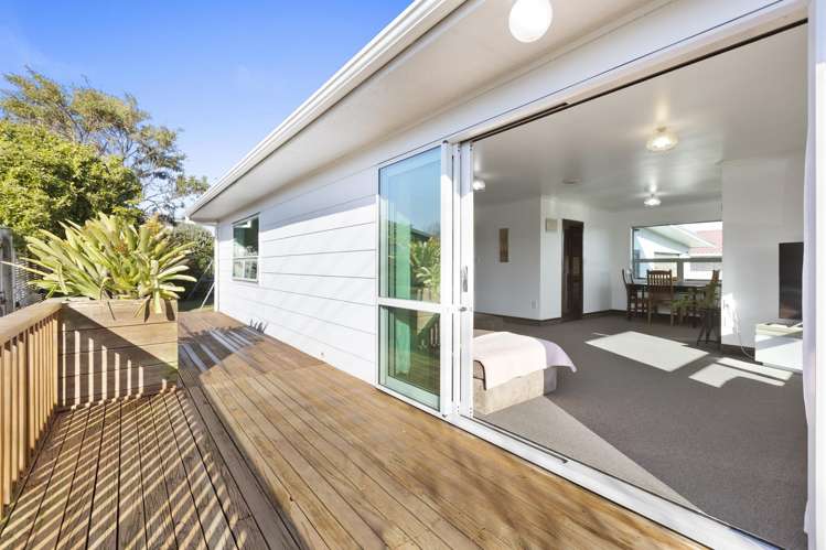 68 Bayly Street Waitara_13