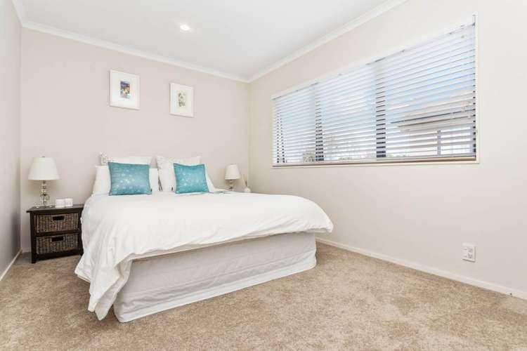 8 Canterbury Park Lane Ellerslie_12