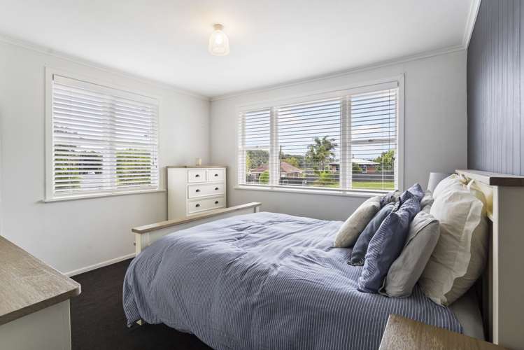 242 Henderson Valley Road Henderson_12