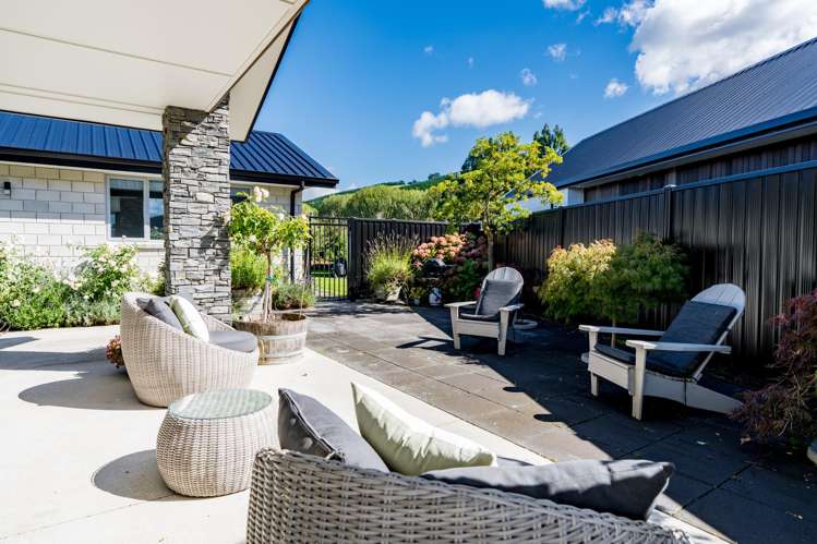 13 Franks Place Outram_18