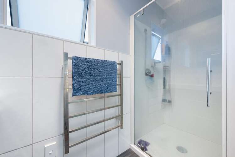 178 Levers Road Matua_8