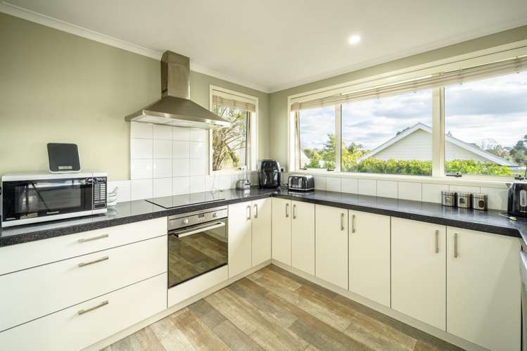 75b James Cook Drive Welcome Bay_8