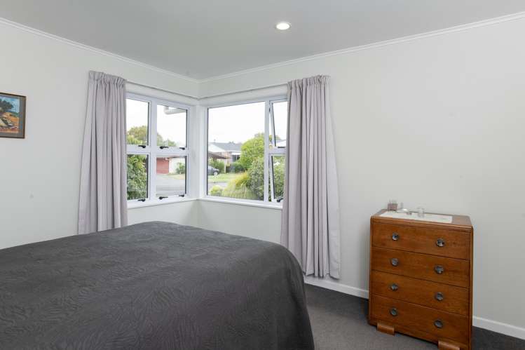 1057 Aberdeen Road Te Hapara_11