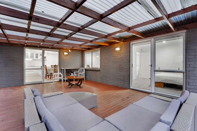 4 Savina Court Flat Bush_24