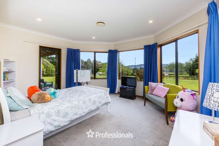 118 Colletts Road Mangaroa_21