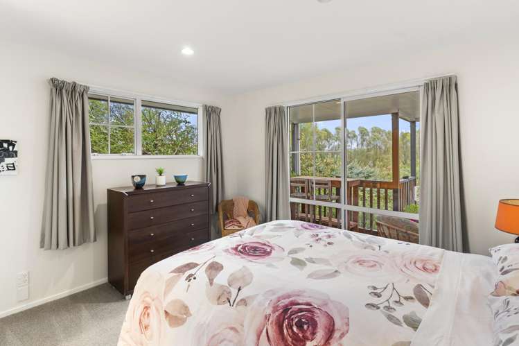 1692b Cust Road Cust_15